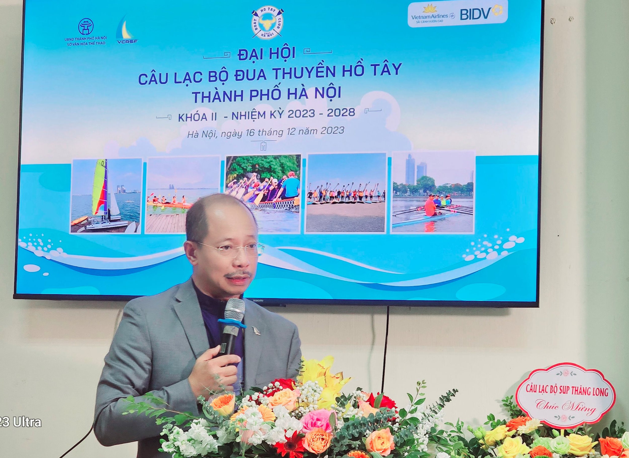Ông Đặng Đức Dũng làm Chủ tịch Câu lạc bộ đua thuyền Hồ Tây khóa II